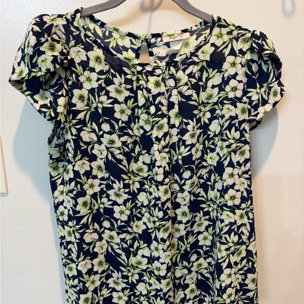 Floral Print Short Sleeve Top